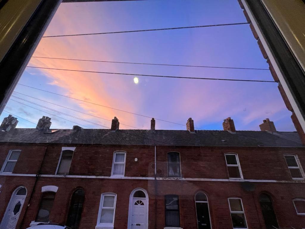 Belfast Victorian Terrace Apartment Exterior photo
